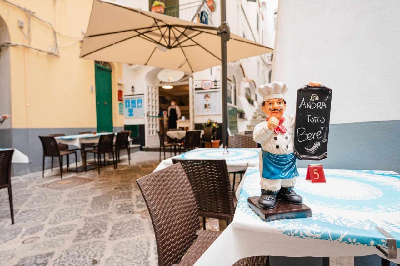 White Amalfi Centro Storico By Italianhost 아파트 외부 사진